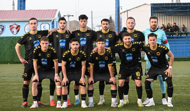 Süper Amatörde zirve kızıştı