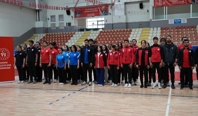 Yurtlig Dart Grup Müsabakaları Hendek’te Başladı