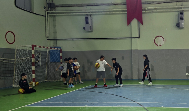 Karasu’da Spor Çalışmaları Yoğun Katılımla Sürüyor