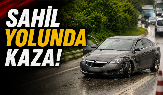 Sapanca Uzunkum’da İki Otomobil Çarpıştı! Trafik Aksadı