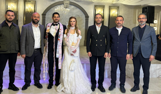 Betül ve Mustafa Enes Çiftinin mutlu günü