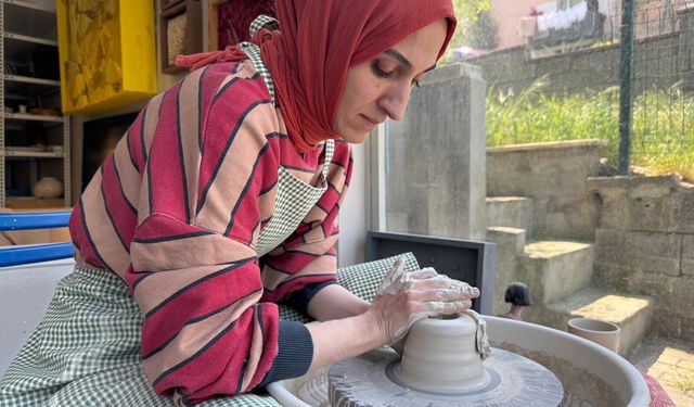 Seramik sanatçısı Şeyma Balcı ve öğrencilerinin 'Doku' sergisi yarın sanatseverlerle buluşacak