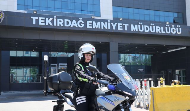 Tekirdağ'da motorize trafik ekibinin tek kadın polisi denetimlerde aktif rol üstleniyor