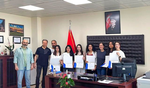 SUBÜ Sapanca MYO Öğrencilerine Büyük Gurur! Ödüllü Kısa Film Ekibine Başarı Belgesi Verildi