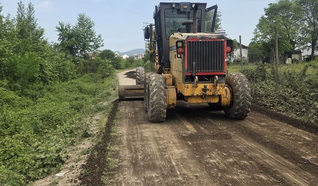 Hendek’te Yol ve Altyapı Çalışmaları Aralıksız Sürüyor