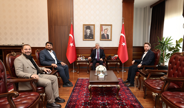 Vali Rahmi Doğan, TÜGVA Sakarya Yönetimini Ağırladı