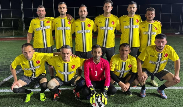 Hendek Kaymakamlığı Futbol Turnuvası'nda Nefes Kesen Mücadeleler