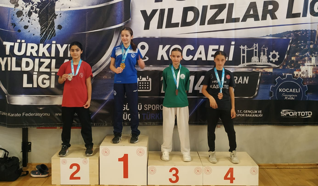 Adapazarı’nın Karatecileri Kocaeli’de Fırtına Gibi Esti
