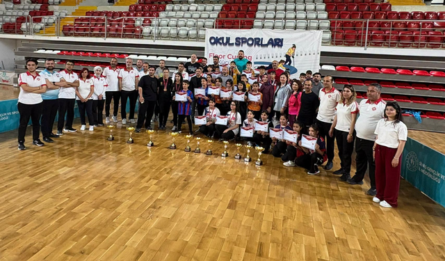 Geyve Osmangazi Ortaokulu Türkiye Şampiyonu Oldu