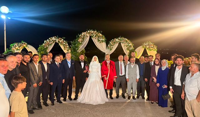 Başkan Alemdar, Hasan Yayla ve Havva Alev Çiftinin Nikâhını Kıydı