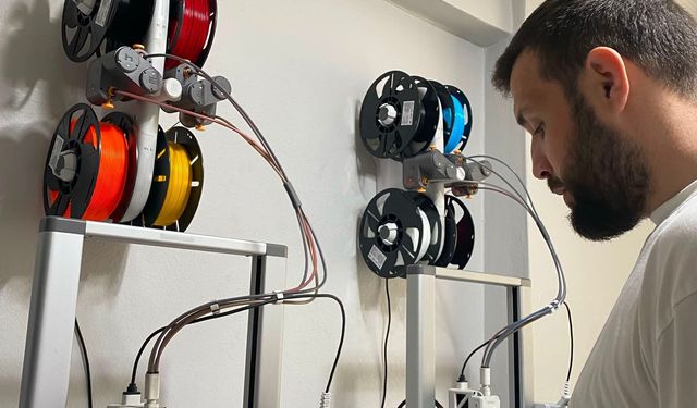 Evinde Kurduğu 3D Baskı Atölyesiyle Hayallerini Gerçeğe Dönüştürüyor