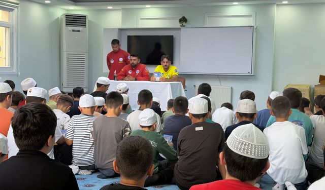 Büyükşehir cankurtaranlarından çocuklara hayat kurtaran eğitim