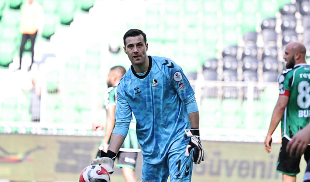 Ataberk Dadakdeniz İçin Kritik Süreç! Sakaryaspor Sözünü Aldı