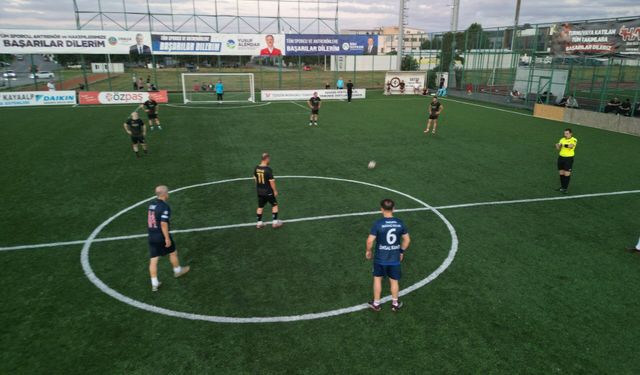 Olgunlar Turnuvası’nda Gol Yağmuru Sürüyor