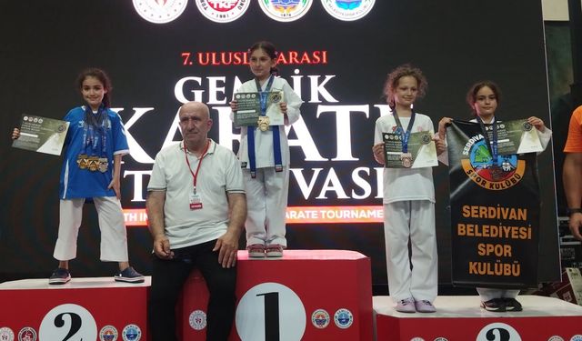 Serdivan’ın Karatecileri Gemlik’te de Dereceye Doymadı