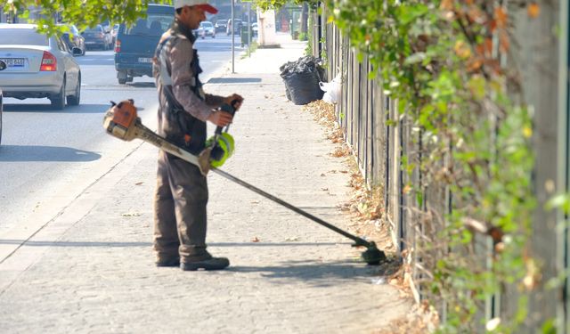 Serdivan’da okul bahçeleri yeni eğitim yılına hazırlanıyor