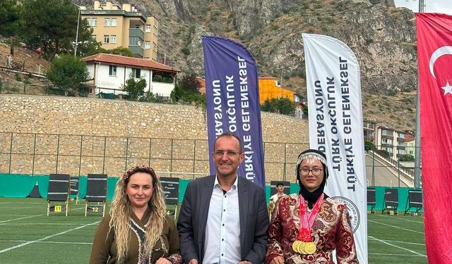Afra Betül’den Türkiye Şampiyonluğu