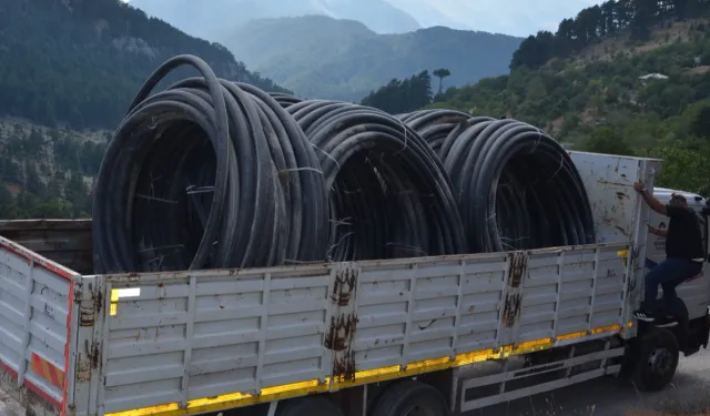 Asmaca Yaylası’nın içme suyu sorunu için 1700 metre boru hibe edildi