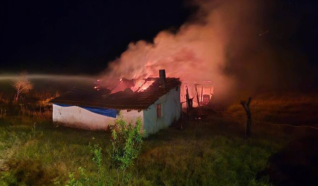 Edirne'de bir evde çıkan yangın söndürüldü