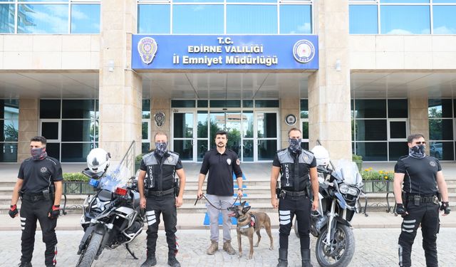 Edirne'de motorlu narkotik polislerinden uyuşturucu satıcılarına sıkı takip