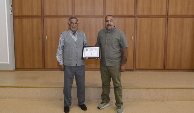 Edirne'de yeni mahsul ayçiçeğinin kilogramı 66 lira 60 kuruştan satışa sunuldu