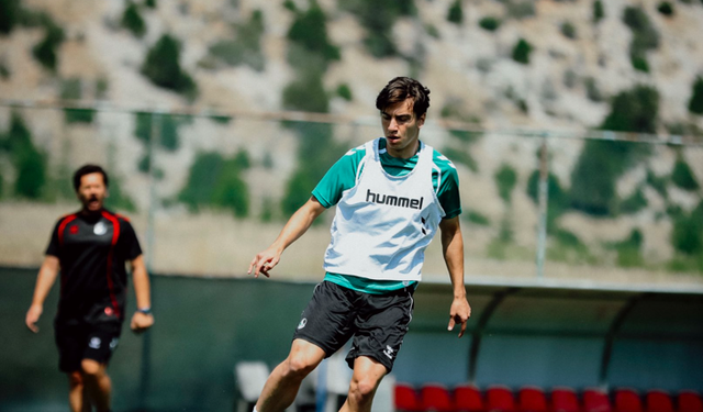 Sakaryaspor lige hazırlanıyor