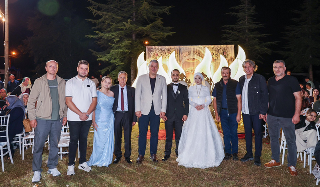 Ayşegül ve Caner çifti dünyaevine girdi