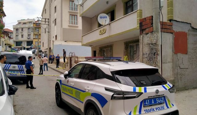 Kocaeli'de silahlı saldırıya uğrayan kişi ağır yaralandı