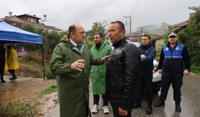 Başkan Yıldız yağışın ardından sahaya indi