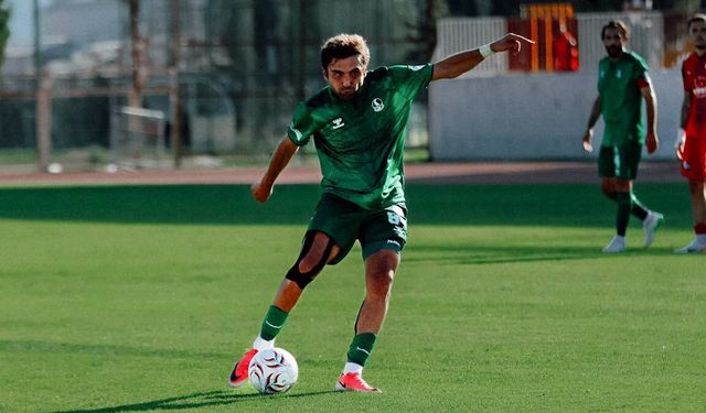 Sakaryaspor zirvede! 3’te 3 yaparak namağlup lider oldu