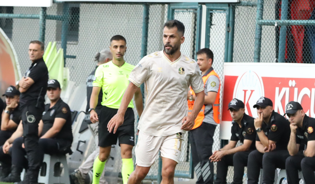 Sakaryaspor’da galibiyetin mimarları Kerim Frei ve İlhan Depe oldu
