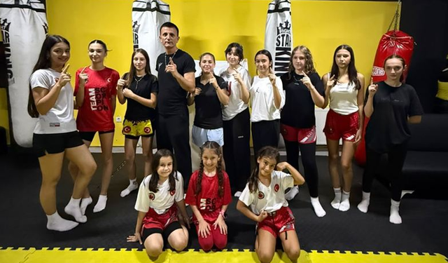 Yılmazer Fight Akademi’de kuşak heyecanı