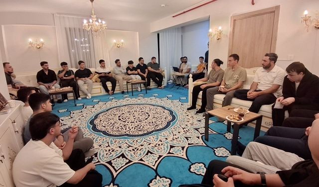 Serdivan Yurdu’nda manevi danışmanlık buluşması! Öğrenciler memnuniyetlerini dile getirdi