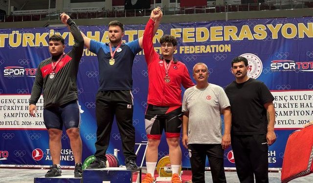 Sakaryalı milli halterci Ömer Gürmeriç Türkiye üçüncüsü oldu!