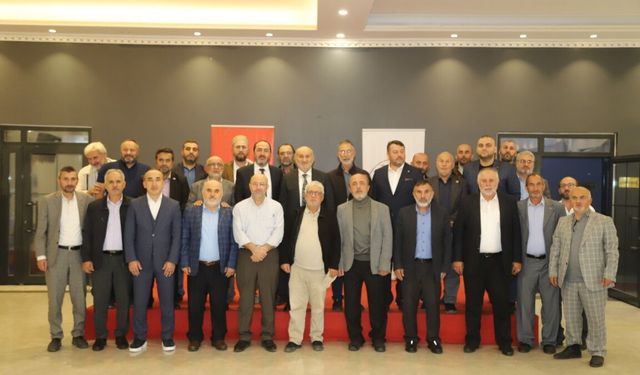Başkan Püsküllü din görevlileri ve aileleriyle buluştu