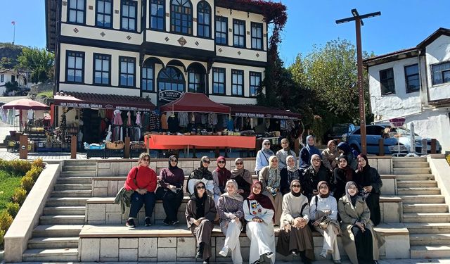 Öğrenciler Sakarya’nın güney rotasında tarih ve doğayı keşfetti