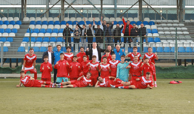Sakarya Tekspor U19 evinde kazandı! Zonguldakspor'u 2-1 mağlup etti
