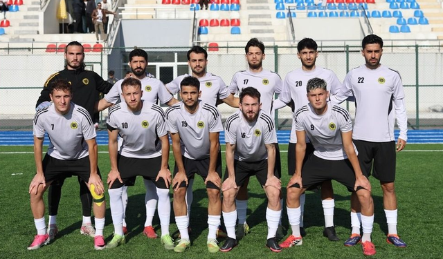 As Akyazıspor'dan sponsorlarına teşekkür! Yerel firmalardan kulübe destek