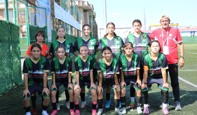 Sakarya Kadın FK liderlik koltuğunda: Sıradaki rakip Düzce