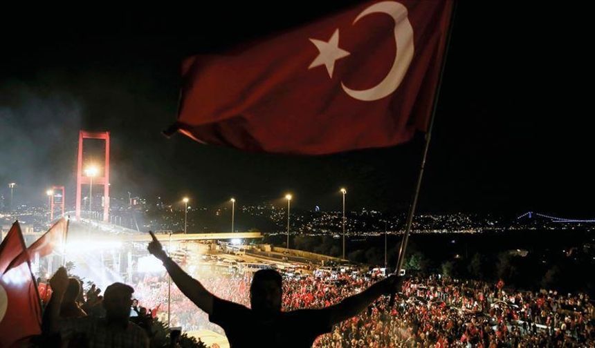 Medical Point'ten 15 Temmuz Demokrasi ve Milli Birlik Günü mesajı