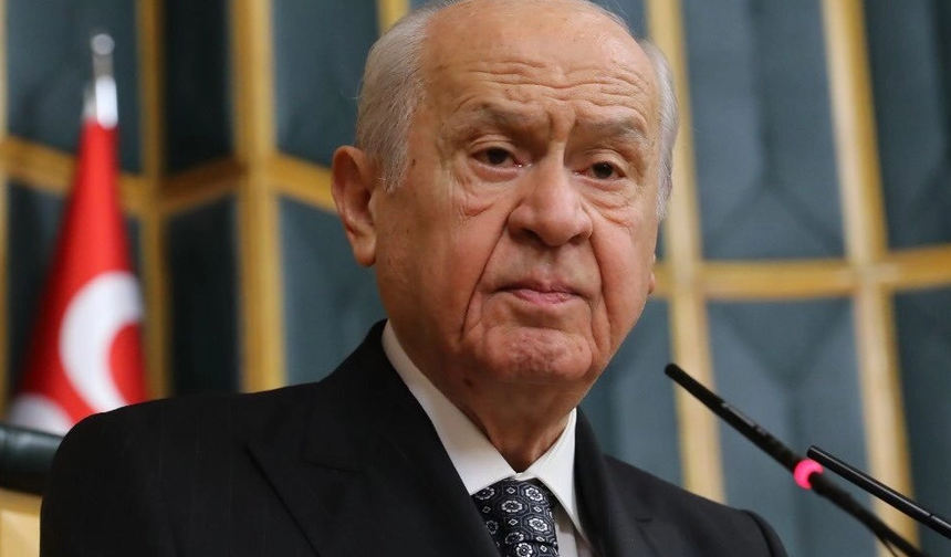 Bahçeli'den Anayasa çıkışı