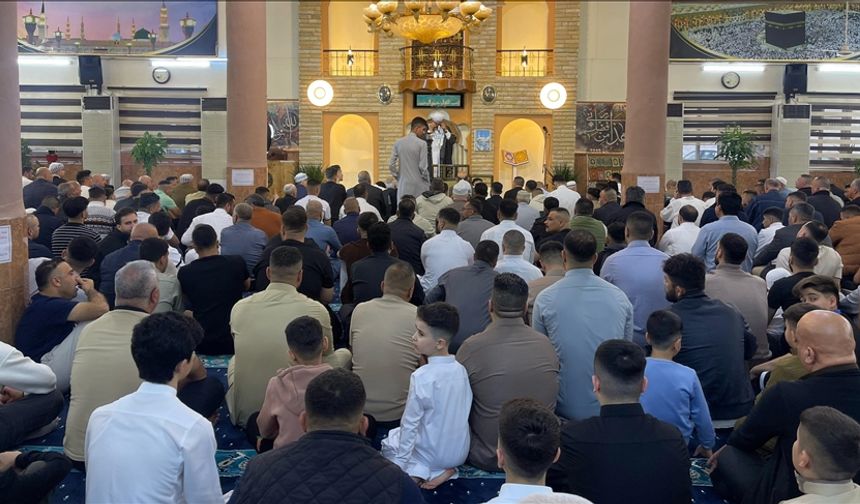Ramazan Bayramı'nı bir gün geç kutluyorlar