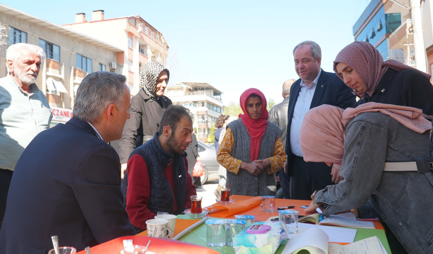 Başkan Tever'den Pamukova çıkartması
