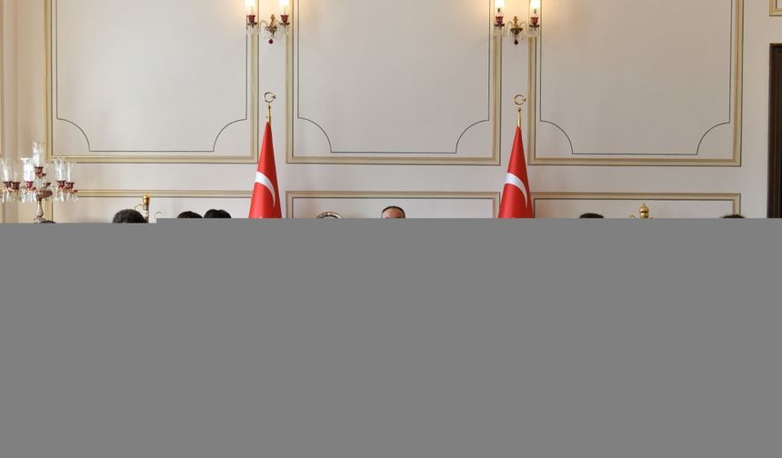 Türkiye şampiyonasında dereceye giren sporculardan Vali Soytürk'e ziyaret