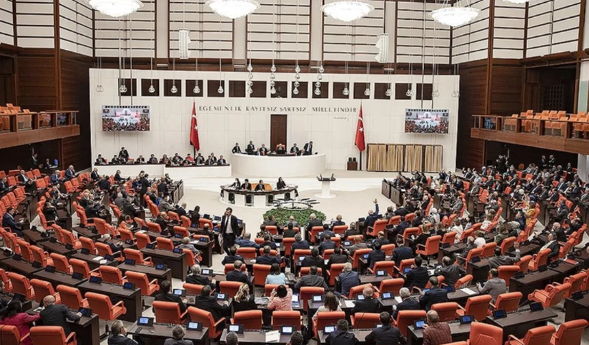 Siyasi partiler arasında bayramlaşma trafiği