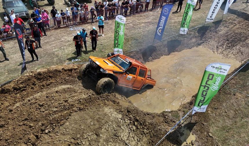 Gebze Offroad Festivali Coşkuyla Başladı: Türkiye'nin Dört Bir Yanından 150 Araç Yarışta!