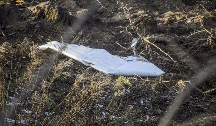 Almanya’da Askeri Helikopter Düştü: Enkaz Mulde Nehri’nde Bulundu