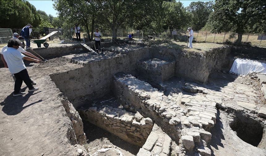 Çanakkale’deki Troya Kazıları, 3 Bin 500 Yıllık Savaşın İzlerini Gün Yüzüne Çıkarıyor
