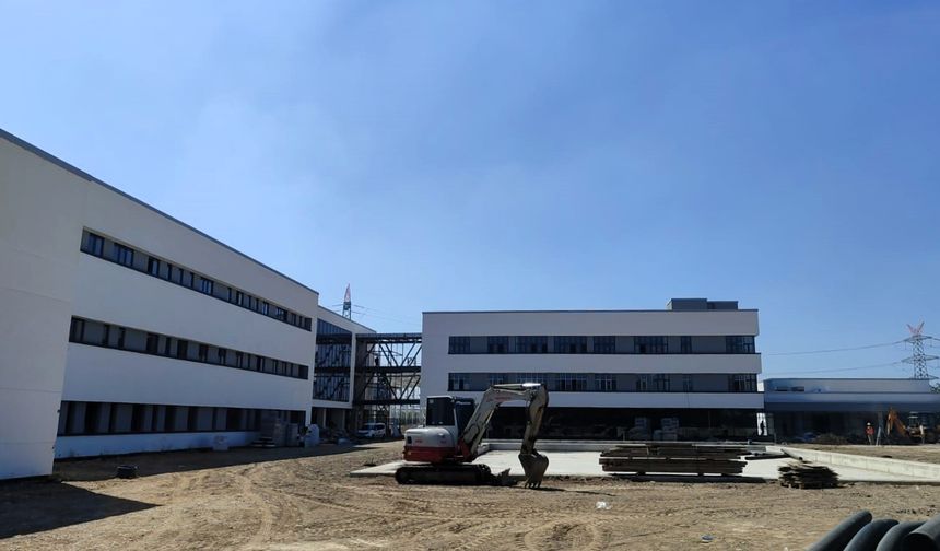 Hendek MYO’nun Yeni Binası Yüzde 95 Tamamlandı