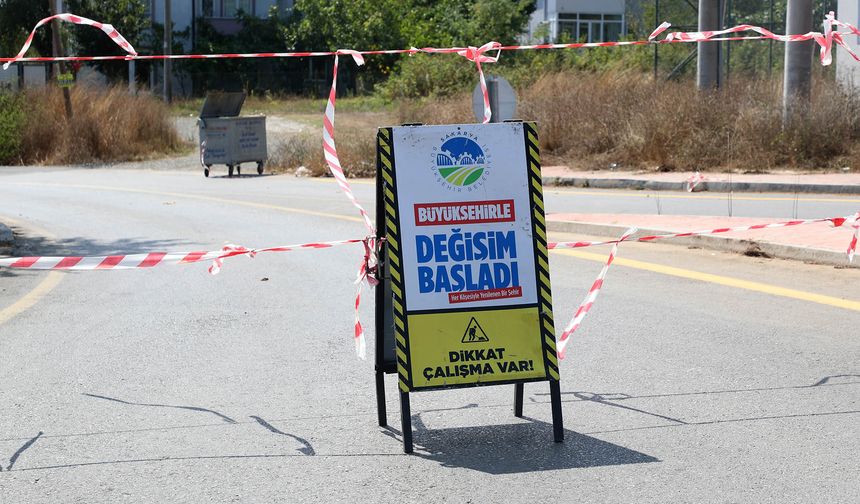 Sakarya Büyükşehir’den Kazımpaşa Caddesi’ne 7 Bin 500 Ton Sıcak Asfalt